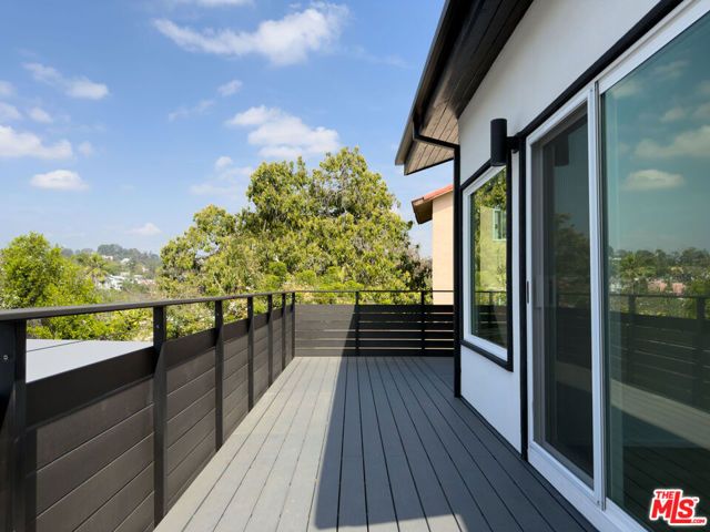 845 N La Fayette Park Place, Los Angeles, CA 90026