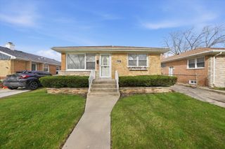 7720 S Kolmar Avenue, Chicago, IL 60652