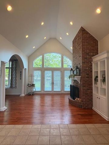 9261 Ruth Court, St. John, IN 46373