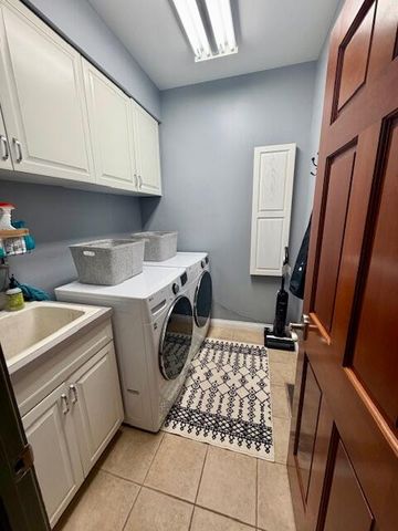 9261 Ruth Court, St. John, IN 46373