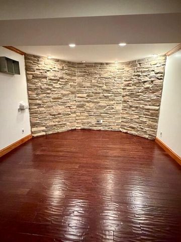 9261 Ruth Court, St. John, IN 46373