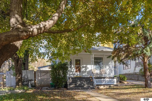 5828 Ohio Street, Omaha, NE 68104