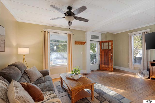 5828 Ohio Street, Omaha, NE 68104