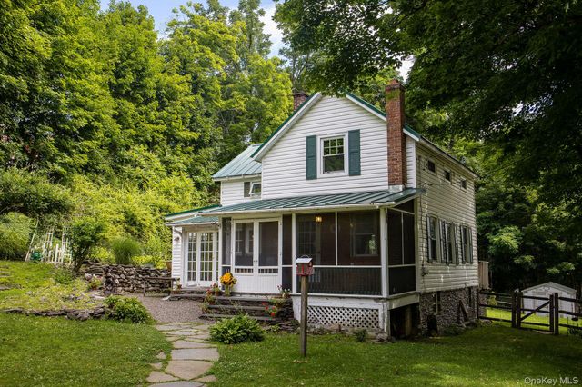 390 Water Street Road, Hudson, NY 12534