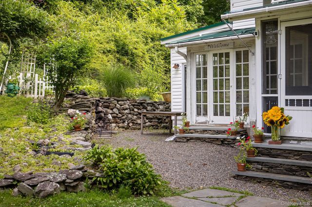 390 Water Street Road, Hudson, NY 12534