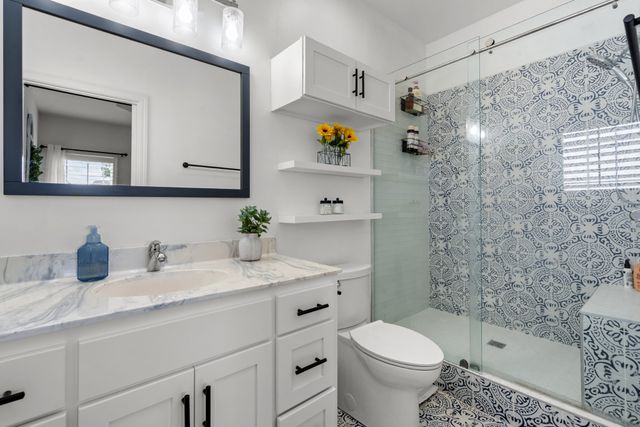 209 Wyburn Pl, Burns, TN 37029