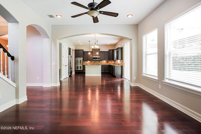 1684 FENTON Avenue, St. Johns, FL 32259
