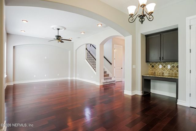 1684 FENTON Avenue, St. Johns, FL 32259