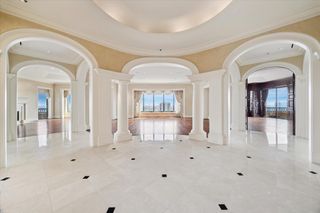 2121 Kirby Drive 26S, Houston, TX 77019