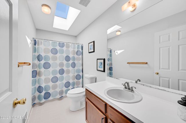 16 Cape May Drive, Marlboro, NJ 07746