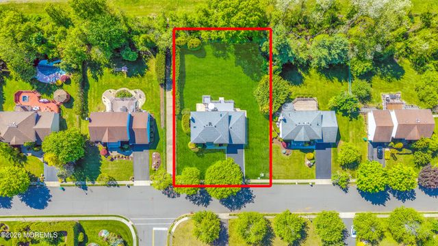 16 Cape May Drive, Marlboro, NJ 07746