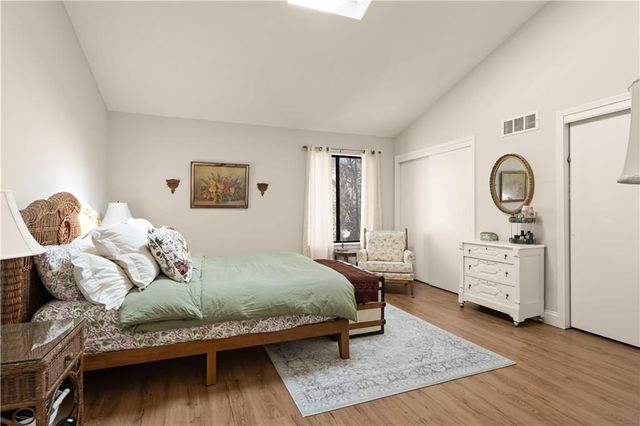 5557 Santa Fe Drive, Overland Park, KS 66202