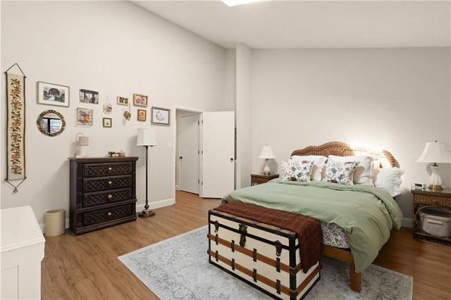 5557 Santa Fe Drive, Overland Park, KS 66202