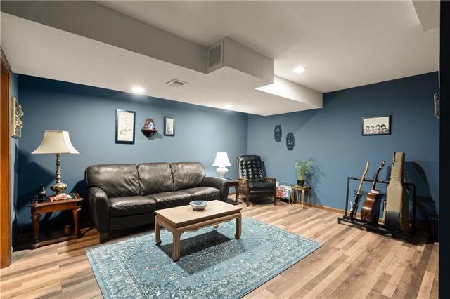 5557 Santa Fe Drive, Overland Park, KS 66202