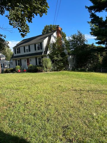 27 Hilltop St, West Springfield, MA 01089