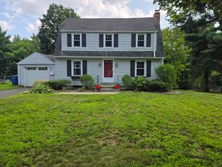 27 Hilltop St, West Springfield, MA 01089