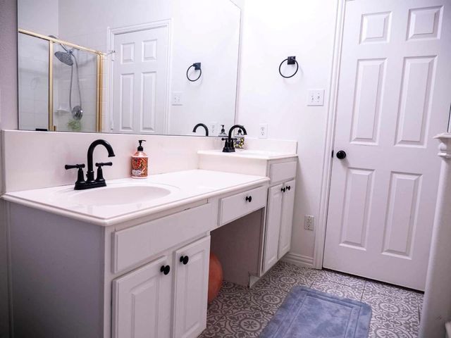 5528 Milford Drive, Fort Worth, TX 76137