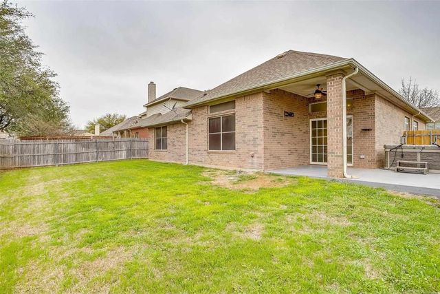 5528 Milford Drive, Fort Worth, TX 76137