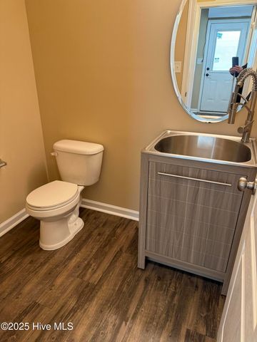 140 James H Road, Cameron, NC 28326