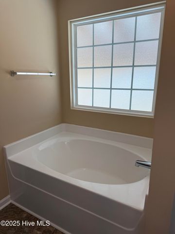 140 James H Road, Cameron, NC 28326