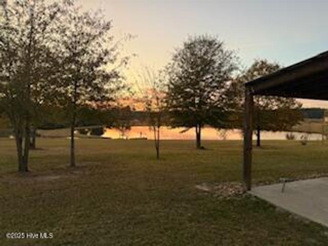 140 James H Road, Cameron, NC 28326