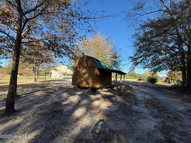 140 James H Road, Cameron, NC 28326