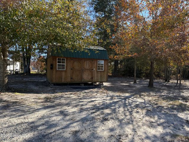 140 James H Road, Cameron, NC 28326