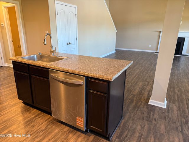 140 James H Road, Cameron, NC 28326