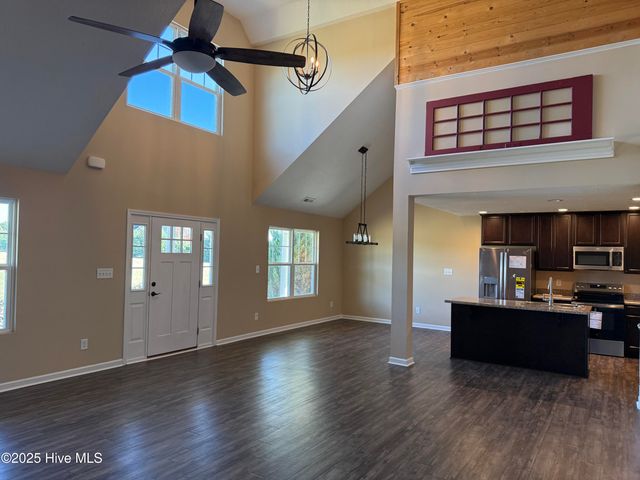 140 James H Road, Cameron, NC 28326