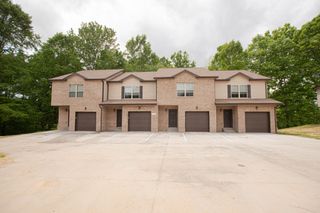 222 Smithson Ln Unit B, Clarksville, TN 37040