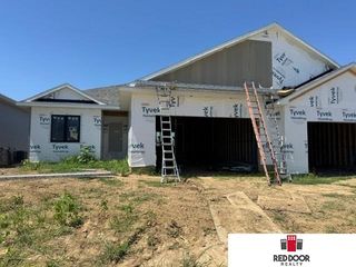 8611 S 50 Court, Lincoln, NE 68516