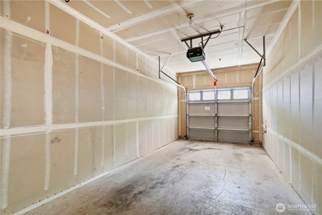 1392 Huckleberry Cir, Issaquah, WA 98029