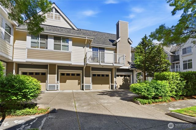 1392 Huckleberry Cir, Issaquah, WA 98029