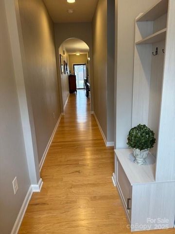 18478 W Catawba Avenue, Cornelius, NC 28031