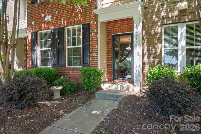 18478 W Catawba Avenue, Cornelius, NC 28031