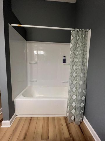 2477 N 6th STREET, Milwaukee, WI 53212