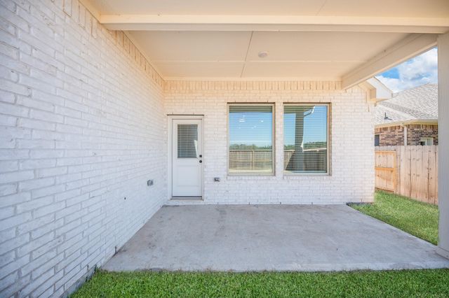 42514 Summer Crest Road, Magnolia, TX 77354