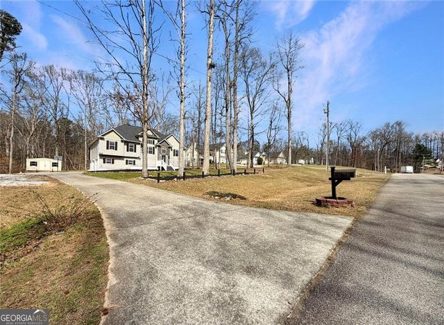 145 Laurel Creek Court, Carrollton, GA 30117