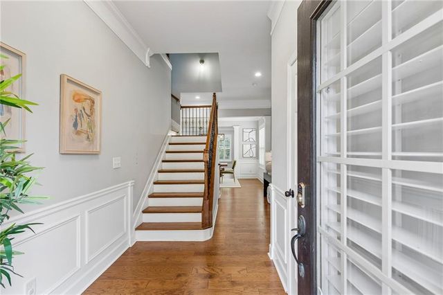 114 Barkley Lane, Sandy Springs, GA 30328
