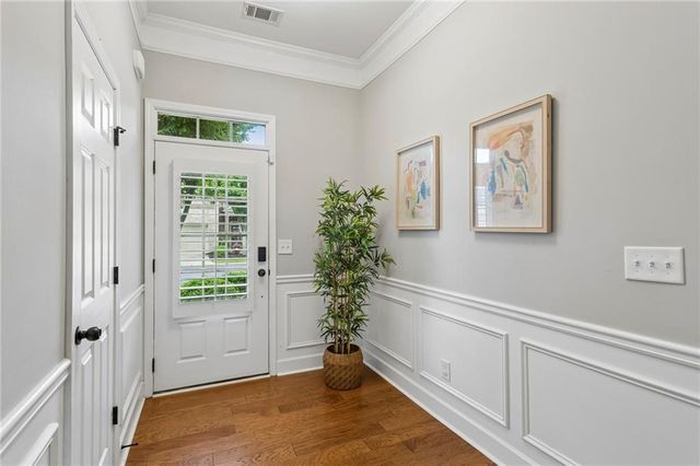 114 Barkley Lane, Sandy Springs, GA 30328