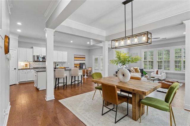 114 Barkley Lane, Sandy Springs, GA 30328