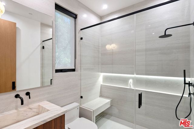 9715 Arby Drive, Beverly Hills, CA 90210