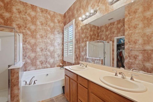 9554 Harvest Gold Ct, Sacramento, CA 95827