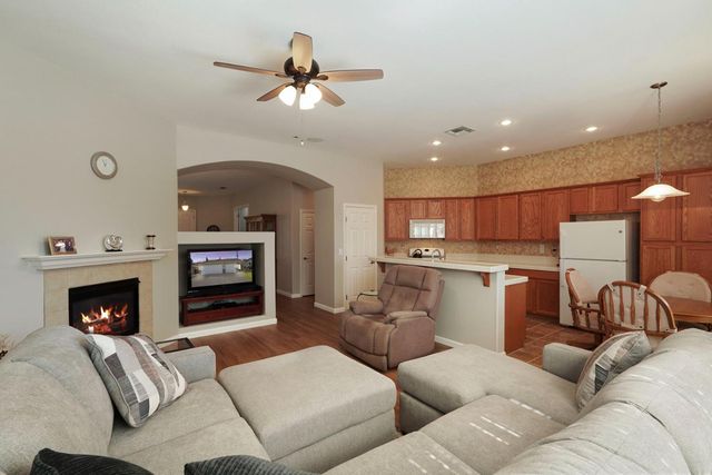 9554 Harvest Gold Ct, Sacramento, CA 95827