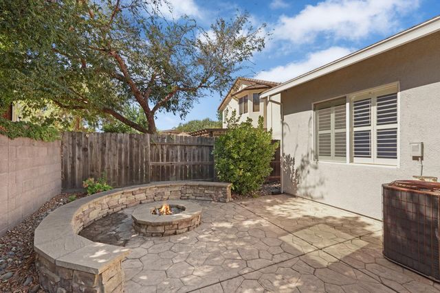 9554 Harvest Gold Ct, Sacramento, CA 95827