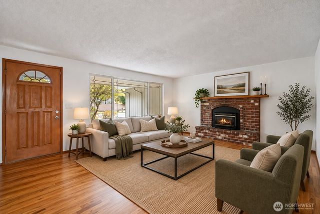 11818 80th Avenue E, Puyallup, WA 98373