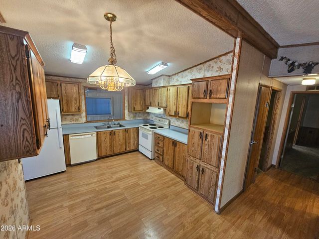 5553 E BAYWOOD Avenue, Mesa, AZ 85206