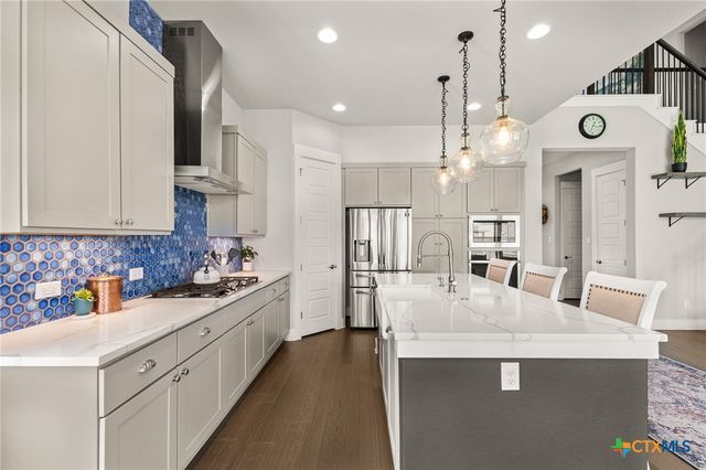 356 Coyote Creek Way, Kyle, TX 78640