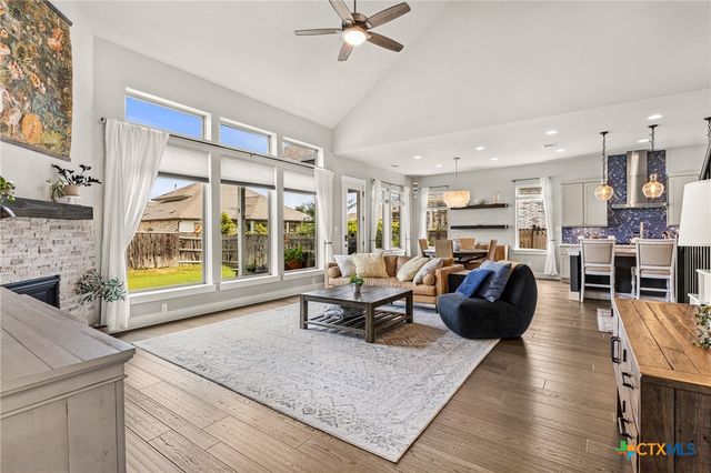 356 Coyote Creek Way, Kyle, TX 78640
