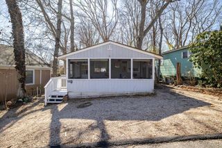 19 Anchor Path, Baiting Hollow, NY 11933